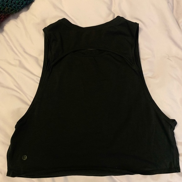 Cropped Tank - Picture 3 of 3